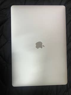 MacBook pro 2018 model