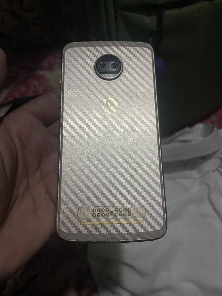 Motorola Z2 Force 1