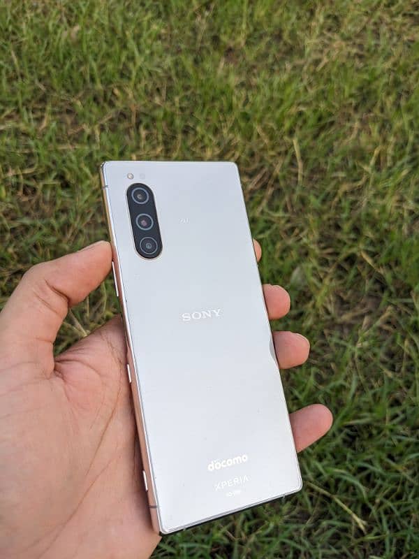 Sony Xperia 5 mark 1 1