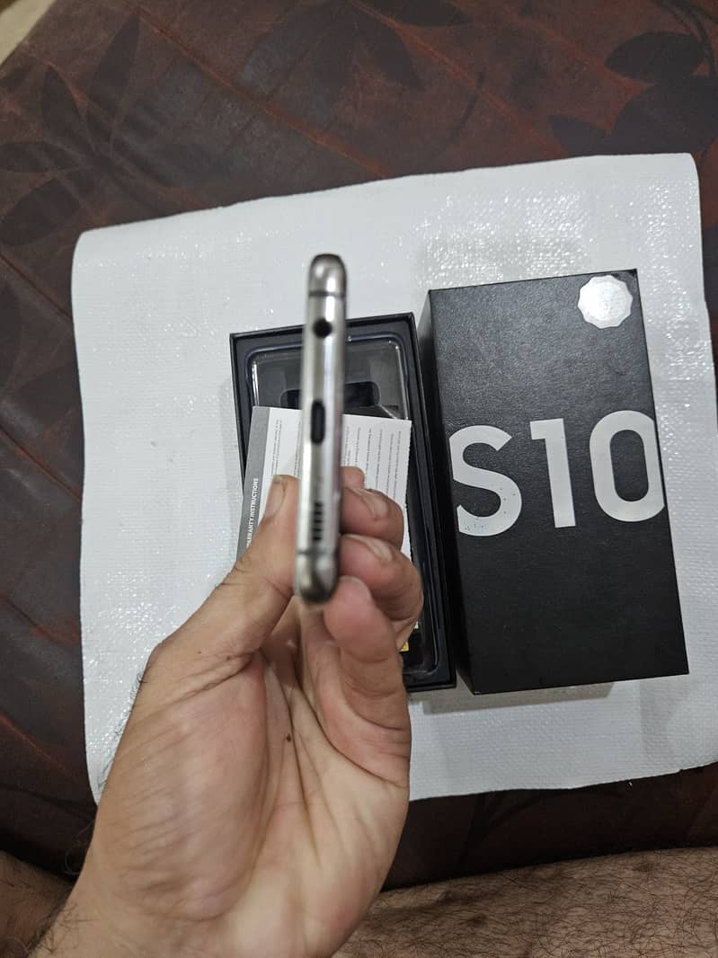 Glaxy S10 official PTA Aproved with original box 5