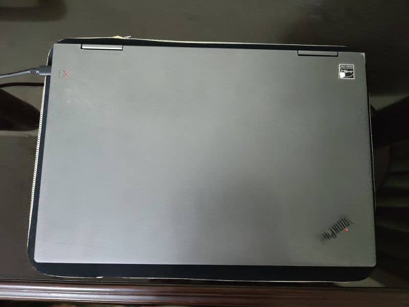 Lenovo ThinkPad X1 Yoga Gen 4 3