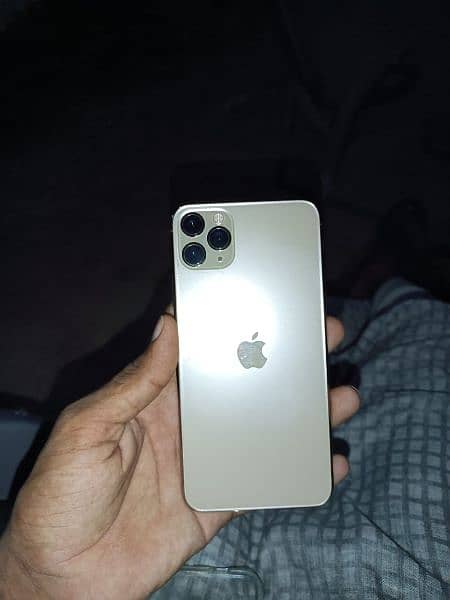 I phone 11 pro max 64GB non PTA water pack 2