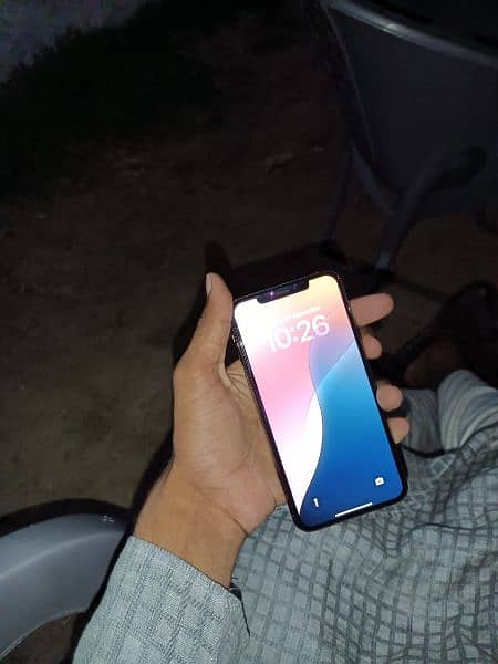 I phone 11 pro max 64GB non PTA water pack 4