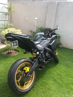 Yamaha r3