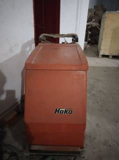 floor cleaning machine