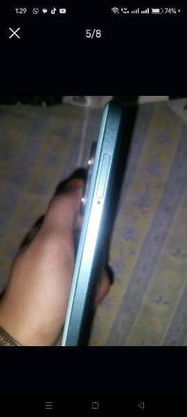 Oppo A58 8.128. jali ni hai or back pr lgi v hai pic Mai dekh le 4