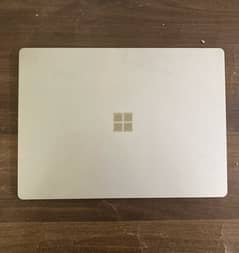 Microsoft surface laptop 2 | i5 | 16/256 | 8 Gen