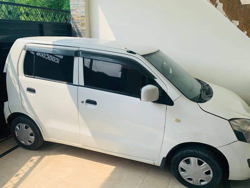 Suzuki Wagon R 2018 8