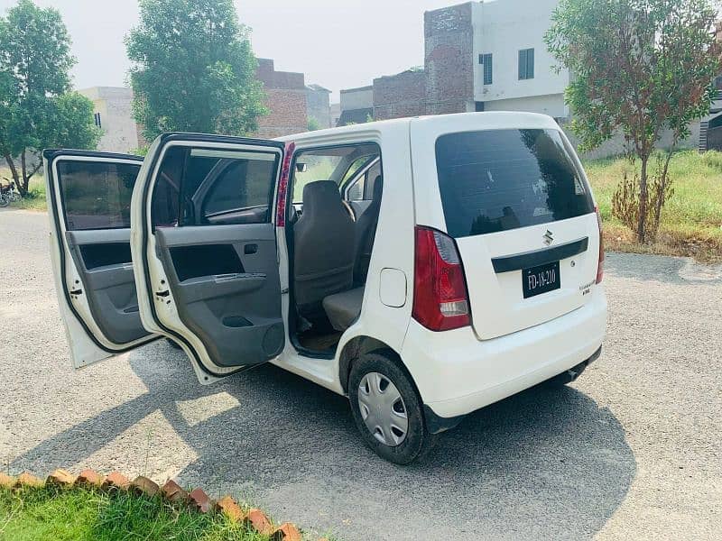 Suzuki Wagon R 2018 9