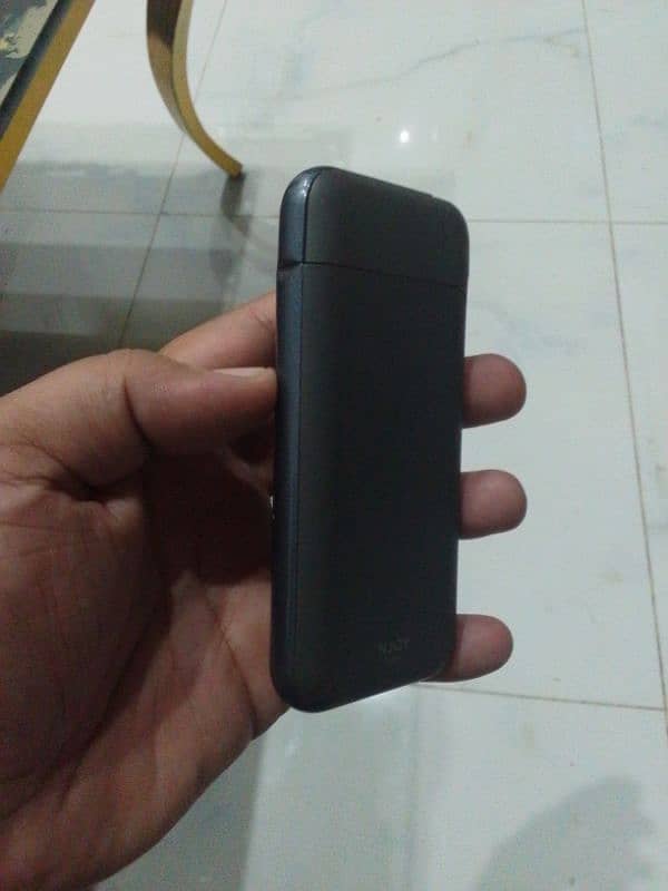 Njoy Loop Smoking Cessation Device 2