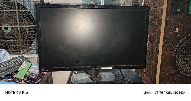 24inch asus LCD 2GB graphic card 8GB Ram DDR3 Urgent for sale 2