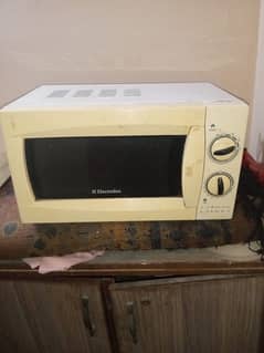 Microwave oven