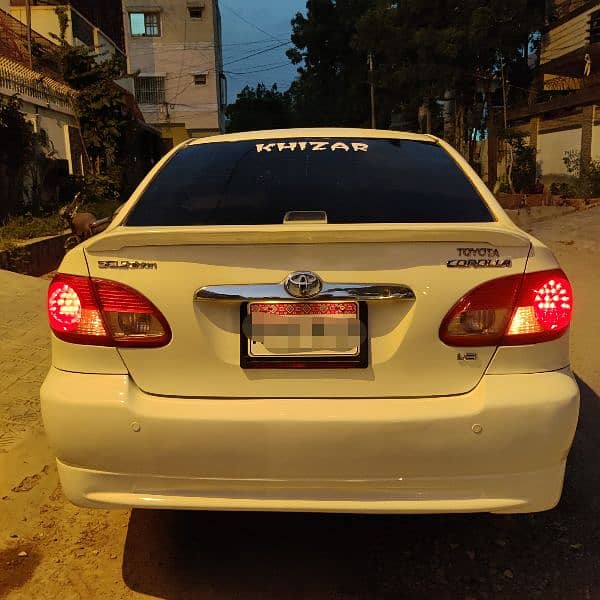 Toyota Corolla Se Saloon Automatic 1.6 11