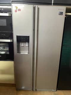 samsung 2 door fridge full size