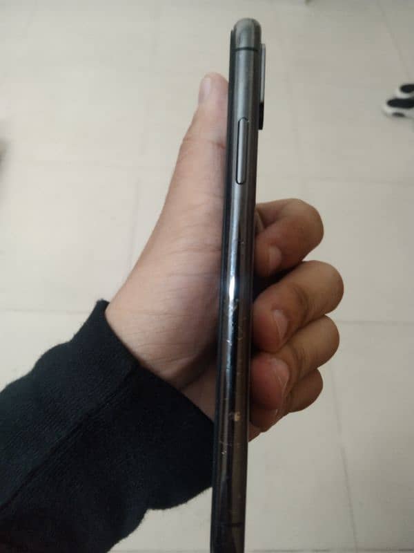 iPhone X 64gb pta approved 3