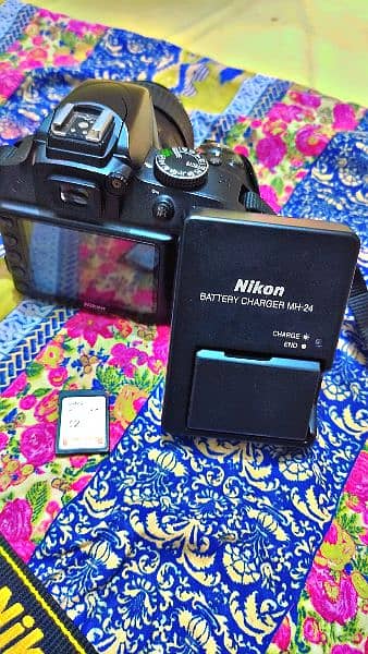 Nikon D3300 (Genuine) Single hand used for sale 6