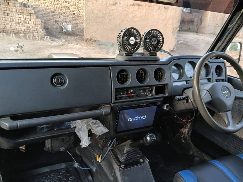 Suzuki Jimny 1990 7