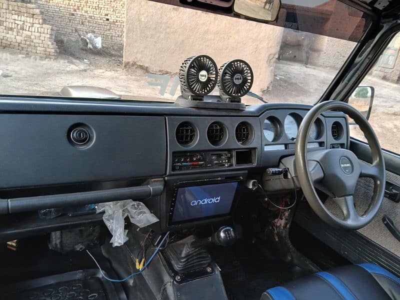 Suzuki Jimny 1990 8