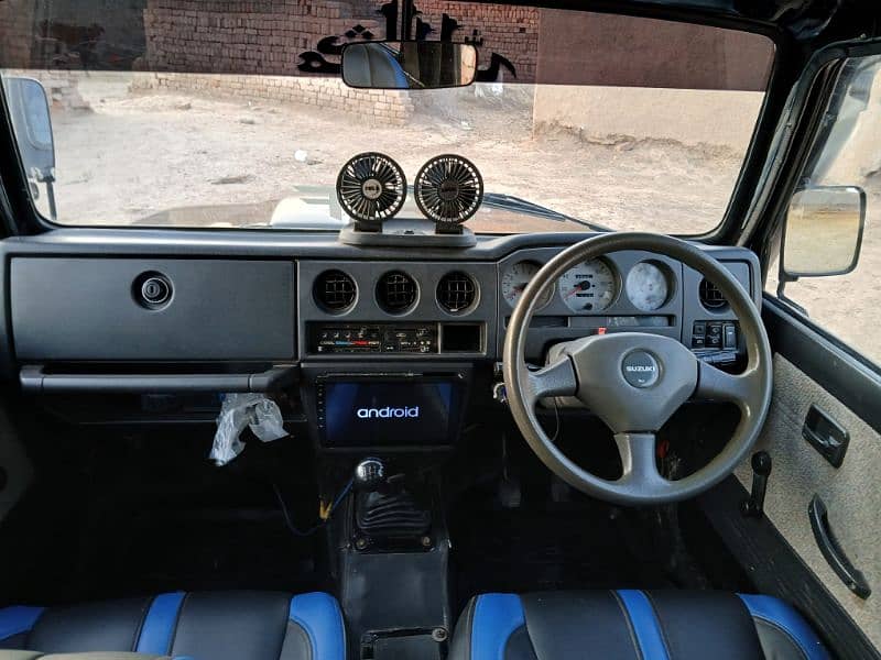 Suzuki Jimny 1990 11