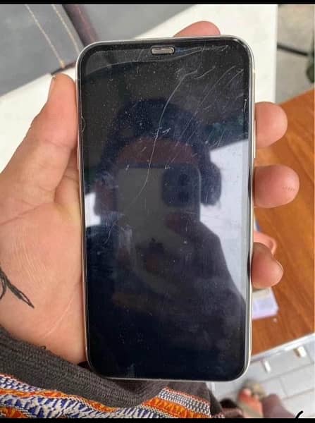 iphone 11 64gb non pta 76% 0