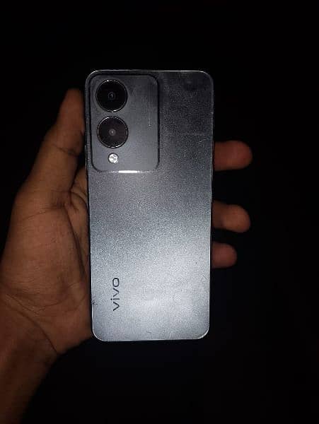 Vivo y17s 1