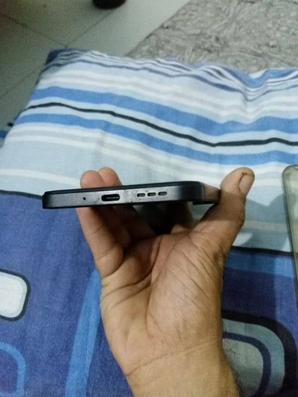 Redmi 13c 3 months used in (warranty) 6