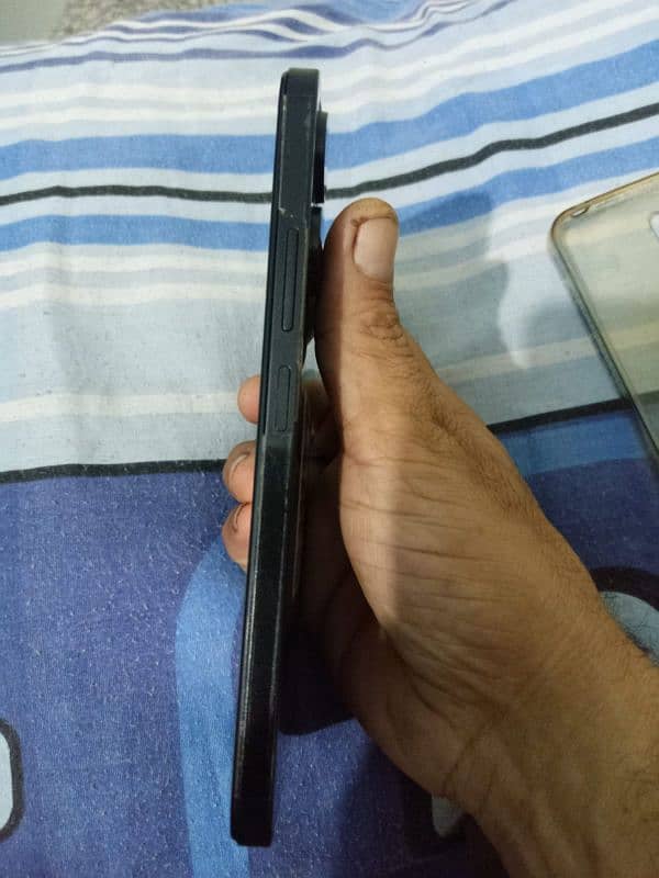 Redmi 13c 3 months used in (warranty) 7