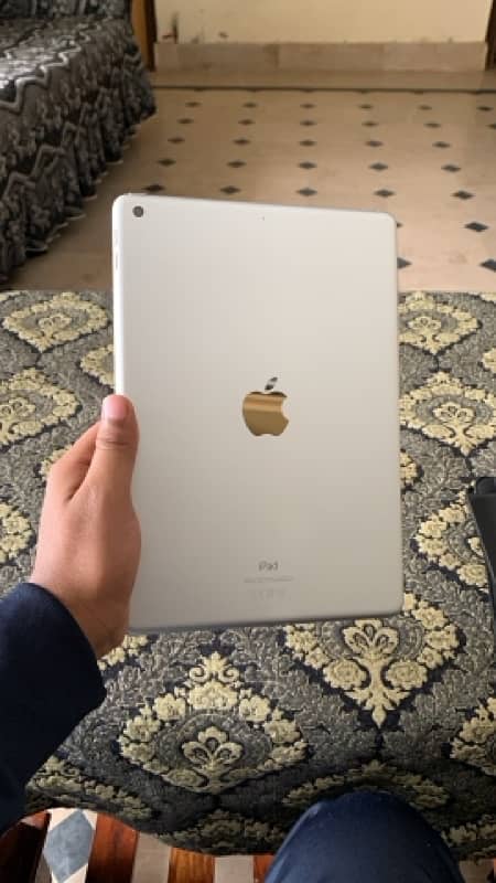 Ipad 8 generation 4