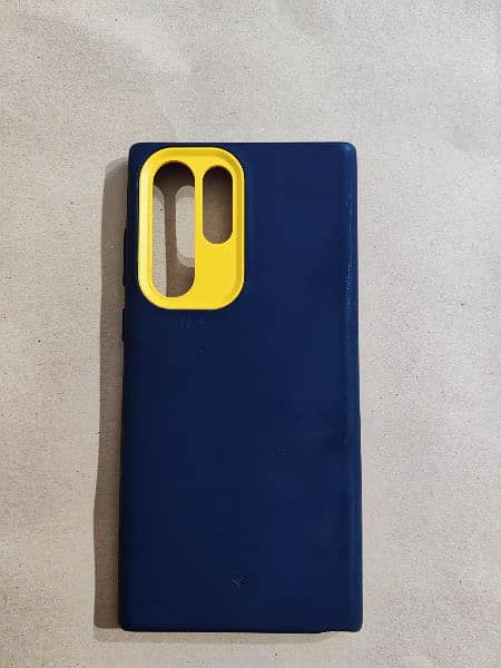 Spigen case for sale 2