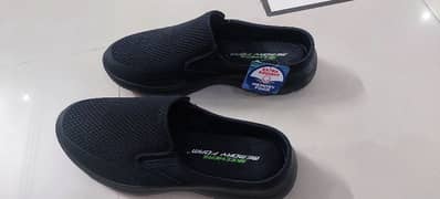 sketchers 100% original unused