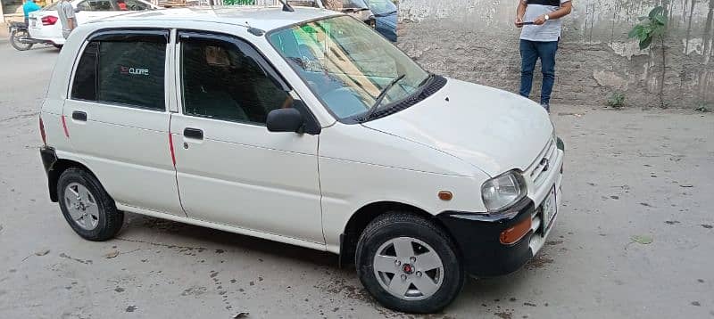 Daihatsu Cuore 2006 4