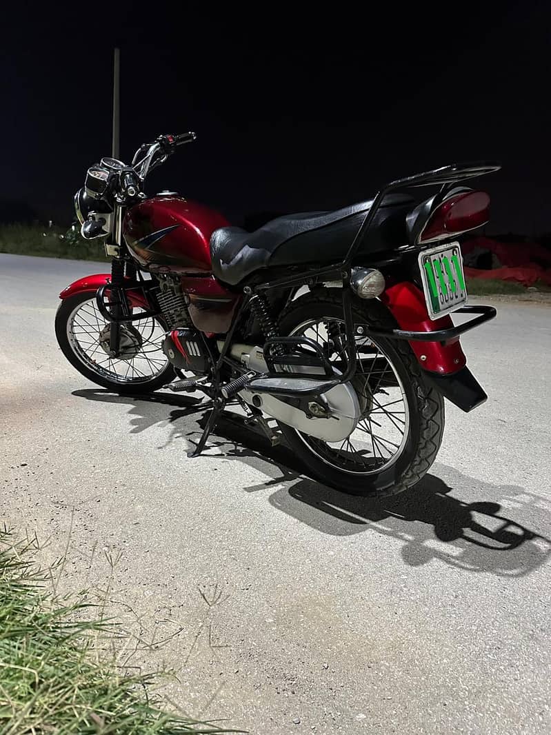 Suzuki GS 150 Model 2015 exchange possible 2