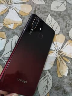 vivo y15