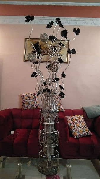 black flower metal lamp 2