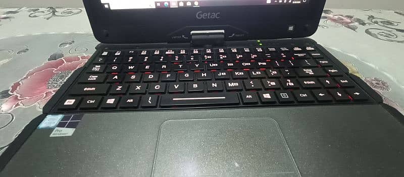 Laptop - Core i5 6th Gen - Getac - Rugged - Military grade 6