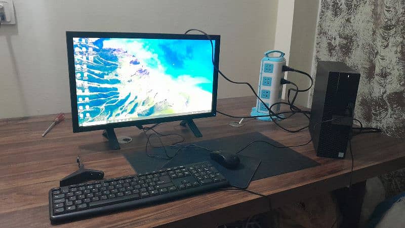 Desktop Computers | Complete System | Core i5 7 gen | 22" LCD | New | 0