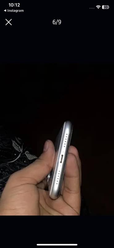 IPhone 11 ( WHITE NON PTA JV ) 6