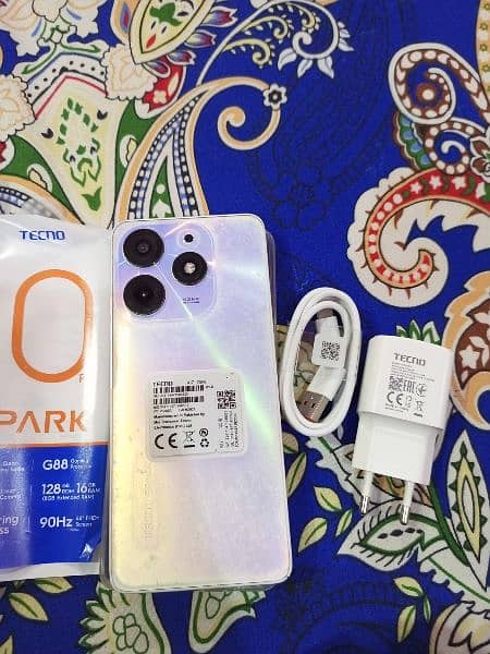 Tecno spark 10 pro new 8