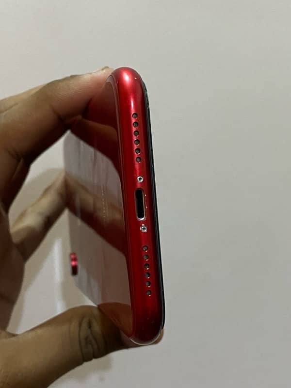 IPHONE XR 64 GB PTA APPROVED 2