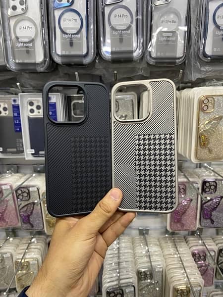 IPhone & Samsung Trending Case Available 10