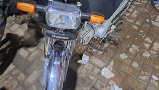 salam honda 70.0. .  300. . .  22  11.6.   24