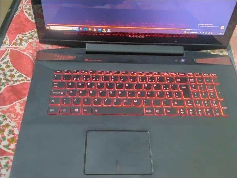 Lenovo Y70-70/ (Price Negotiable) 7