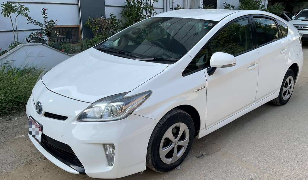 Toyota Prius 2013 S Led 3