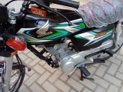 Honda 125 Karachi number 23 model