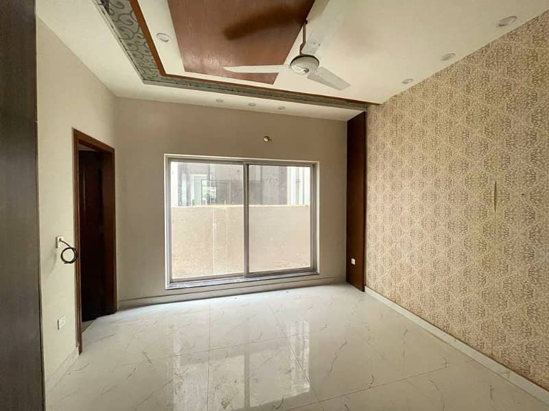 5 Marla Brand New House Availaable For Sale Prime Location 7