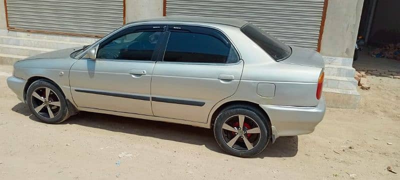 Suzuki Baleno 2000 17