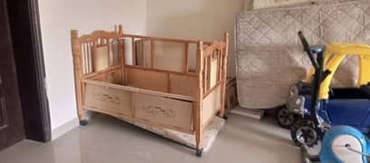 baby cot