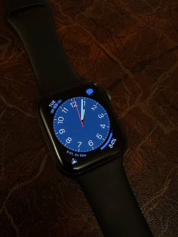 Apple watch Series 5 44mm Complete box LLA version 1