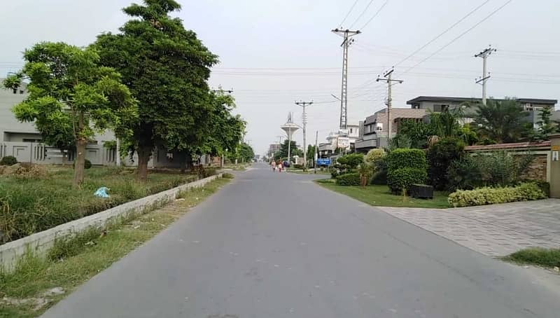 Lda Avenue 1 Kanal Plot 0