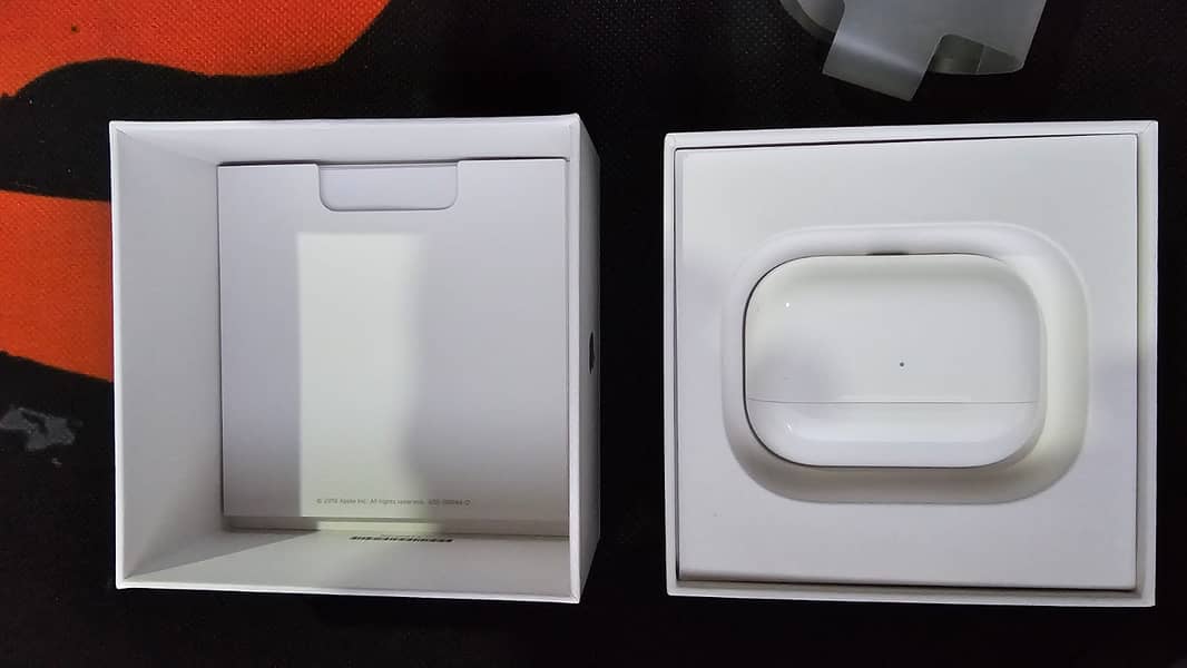 Airpods pro 1st gen 1